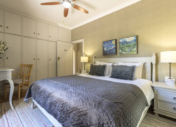 DSC07504-1 copy MANOR HOUSE | 101 King Room