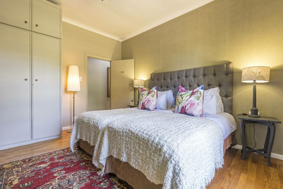 MANOR HOUSE | 102 Twin Room