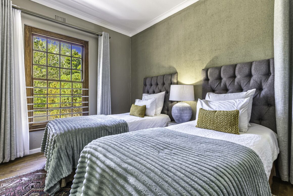 MANOR HOUSE | 103 Twin Room