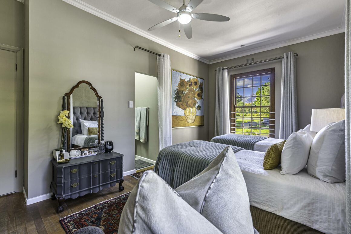 MANOR HOUSE | 103 Twin Room