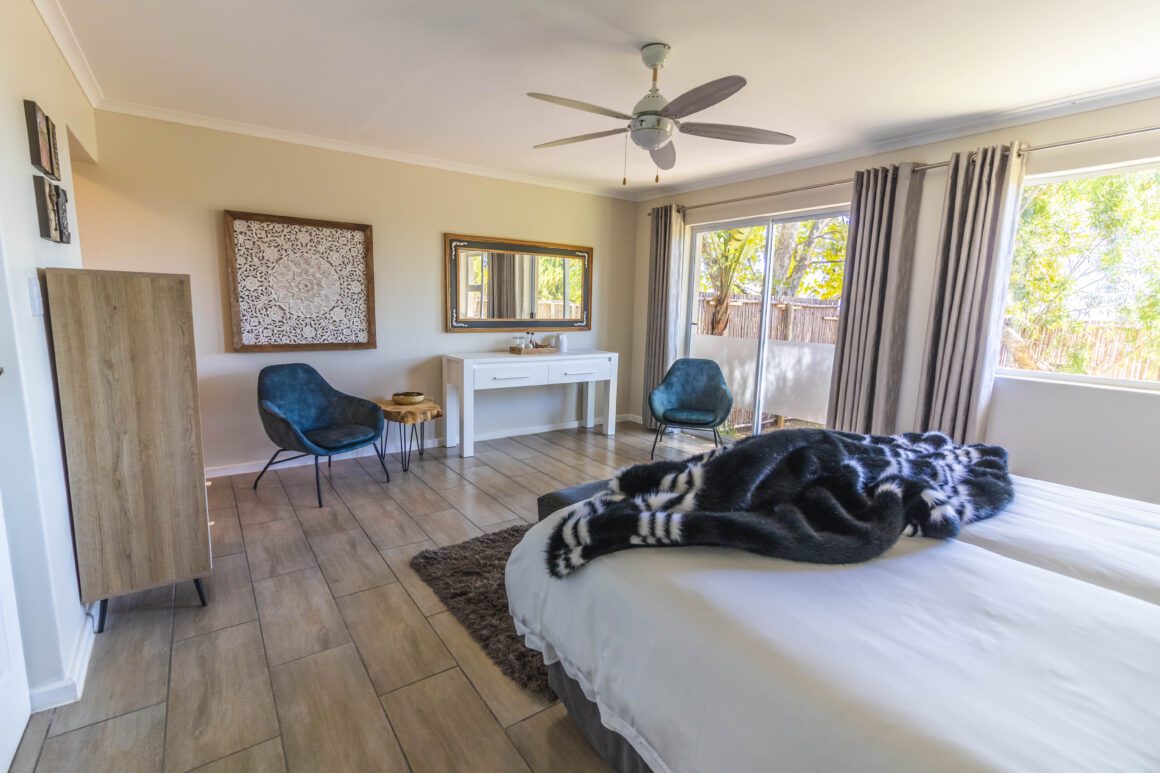 GARDEN SUITE | 104 Twin Beds